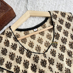 Vriksham Premium Floral Printed Readymade Sleeveless Blouse-Kalamkari Print-Skin Color-VS4531