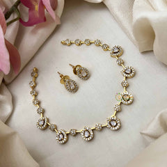 Elegant White Short Pendant Neckpiece-Drop-G12170