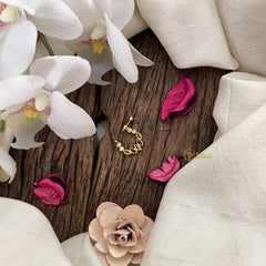 Vriksham leaf Stayle Naths/Nose pin-Red White-G18688