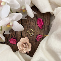 Vriksham Zigzag Dot Naths/Nose pin-Red White-Pearl-G18685