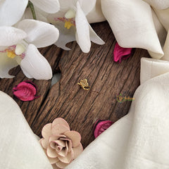 Vriksham Floral Golden Naths/Nose pin-Red-G18647