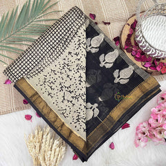 Vriksham Black & White Square Design Maheshwari Silk Cotton Saree-Handloom Maheshwari Saree-VS4948