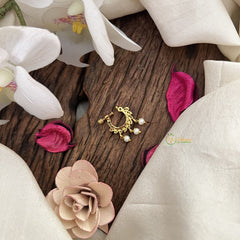 Vriksham Duck Style Naths/Nose pin-Red White & Green-Pearl-G18727