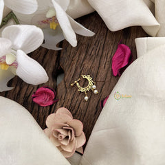 Vriksham Duck Style Naths/Nose pin-Red-Pearl-G18729