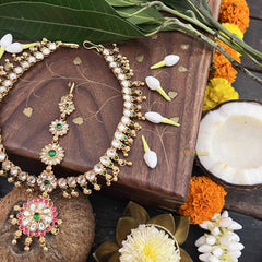 Vriksham Traditional Indian With Kundan 1 gm Gold Maang Tikka-Gold Bead-G20332