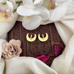 Vriksham Half Moon Style Kundan Jadau Press Bugadi-Red Green-J3516