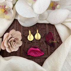 Vriksham Designer Pear Drop Jadau Press Bugadi-Red Green-Pearl-J3572