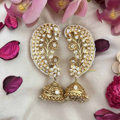 Vriksham Bridal Floral Look Floral Style With Pearls Detailing EarCuff- White-G21109