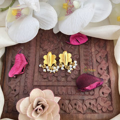 Vriksham Exclusive Floral Maharashtrian Style Press Bugadi-Red White-Pearl-J3100