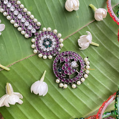 Vriksham Traditional Black Polish Kemp Stone Mang Tikka-G17559