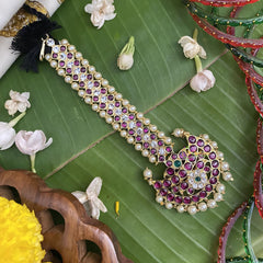 Vriksham Chandran Style Kemp Mang Tikka-Red White-Pearl-G17556