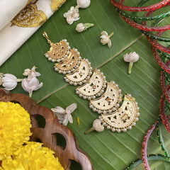 Vriksham Traditional Kemp Stone Half Moon Style Maang Tikka-G17551