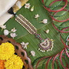 Vriksham Elegant Kemp Mang Tikka-Red Green & White-Pearl-G17557