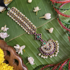 Vriksham Elegant Kemp Mang Tikka-Red Green & White-Pearl-G17557