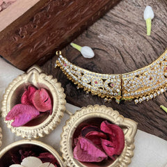 Vriksham Classic Bridal Choker Short Neckpiece-Diamond Drops-White Red-G21157