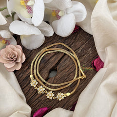 Vriksham Simple Gold Chain 4 Floral Moggapu Gold Chain-White-G19558