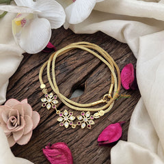 Vriksham Floral Grace Moggapu Gold Chain-White Red-G19580
