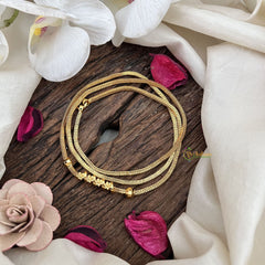 Vriksham Plain Gold Chain With 4 Floral Moggapu Chain-G19549