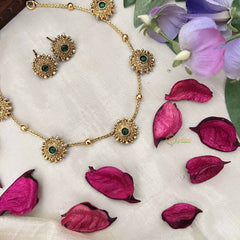 Vriksham Elegant 5 Sunflower Sparkle Gold Tone Round Neckpiece-Green-G20382