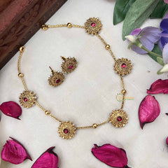 Vriksham Elegant 5 Sunflower Sparkle Gold Tone Round Neckpiece-Red-G20380