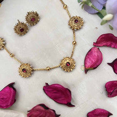Vriksham Elegant 5 Sunflower Sparkle Gold Tone Round Neckpiece-Red-G20380