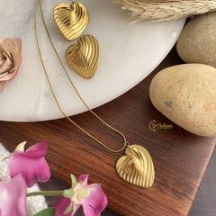 Vriksham Exquisite Gold Look Alike Anti Tarnish Stainless Steel Necklace Chain-G17717