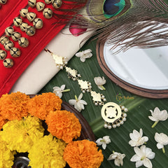 Vriksham Antique Gold‑Tone Round Style Kemp Mang Tikka-Red White & Green-Pearl-G19733