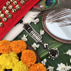 Vriksham Floral Motif Red Stone Kemp Mang Tikka-Red White & Green-Pearl-G19736