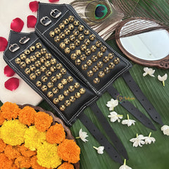 Vriksham Traditional Sawagai Indian Dance Ghungroo – Black Leather Straps 5 Row Ghungroo Pair-G19747