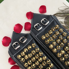 Vriksham Traditional Sawagai Indian Dance Ghungroo – Black Leather Straps 5 Row Ghungroo Pair-G19747