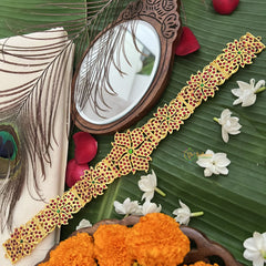 Vriksham Traditional Kemp Floral pendant-style centerpiece Hipbelt-Red Green-G19684