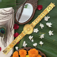 Vriksham Traditional Kemp Round Pendant-Enamel Style Hipbelt-Green-G19698