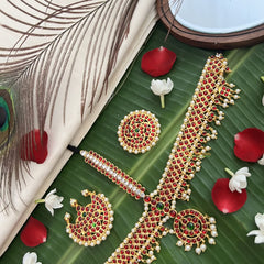 Vriksham Traditional Kemp Gold Plated Zig Zag Tikka With Chandran Suriyan-Red Green-Pearl-G19637