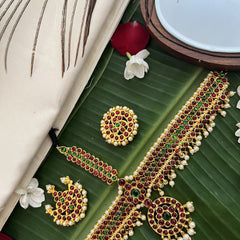 Vriksham Traditional Kemp Double Layer Tikka With Chandran Suriyan-Red Green-Pearl-G19651