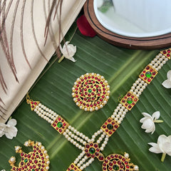 Vriksham Traditional Kemp Square Pearl Tikka With Chandran Suriyan-Red Green-G19649