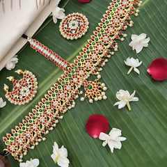Vriksham Traditional Kemp Manga & Leaf Design Tikka With Chandran Suriyan-Red Green-Prearl-G19648