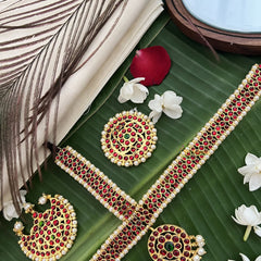 Vriksham Traditional Kemp Three Dot Tikka With Chandran Suriyan-Red Green-G19643