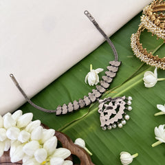 Vriksham Precious Kemp Black Polish Pendant Short Neckpiece-Red White-Pearl-G18540