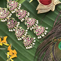 Vriksham Classic 4 Peacock Style Maatil-Red Green & White-Pearl-G20494