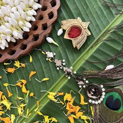 Vriksham Antique Round Black Polish Precious Kemp Mang Tikka-Red White & Green-Pearl-G20499