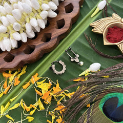 Vriksham Elegant Black Polish Precious Kemp Nath & Bullaku-Red Green-Pearl-G20509