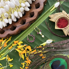 Vriksham Elegant Gold Polish Precious Kemp Nath & Bullaku-Red Green-Pearl-G20510