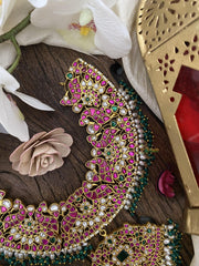 Exquisite Jadau Kundan Pendant Short Neckpiece-J2470