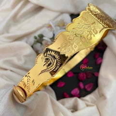 Vriksham Elegant Peacock Design Plain Hipbelt-G21192