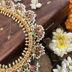 Vriksham Elegant Pearl With Floral Kudan Jadau Guttapusalu Neckpiece-Rice Pearl-J3311