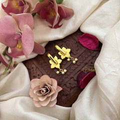 Vriksham Floral Style Kundan Jadau Press Bugadi-Red White-Pearls-J3761