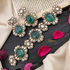 Emerald Green Victorian Diamond High Neck Choker-VV107