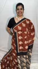 Vriksham Reddish Brown & Trangular Patterns With black Border Cotton Mulmul Saree VS4611