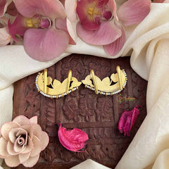 Vriksham Luxury Oriented Peacock Red With Pearls Detailing Kundan Jadau Press Bugadi-J3808