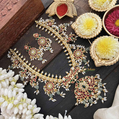 Vriksham Classic Diya & Floral Style Guttapusalu Short Neckpiece-Rice Pearl-Green Bead-G20539